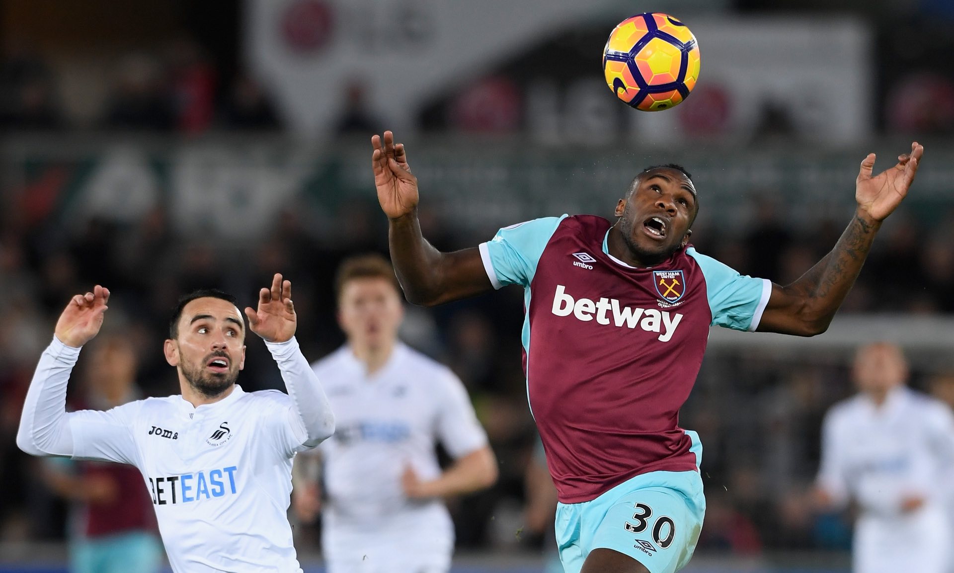 皇马这座足 皇马这座足